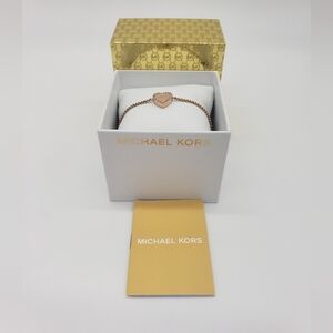 904- Michael Kors Heritage Pave Logo Heart Slide Bracelet Rose Gold Plat…